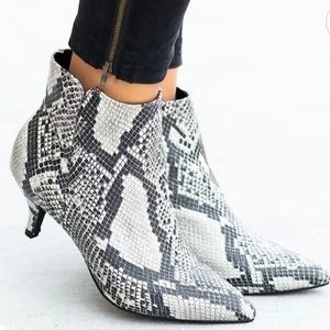 Brand new heels size 9.5